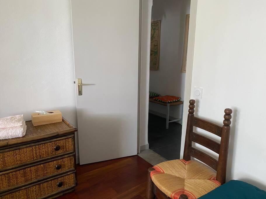 Appartement En Rez De Jardin Сибур Екстериор снимка